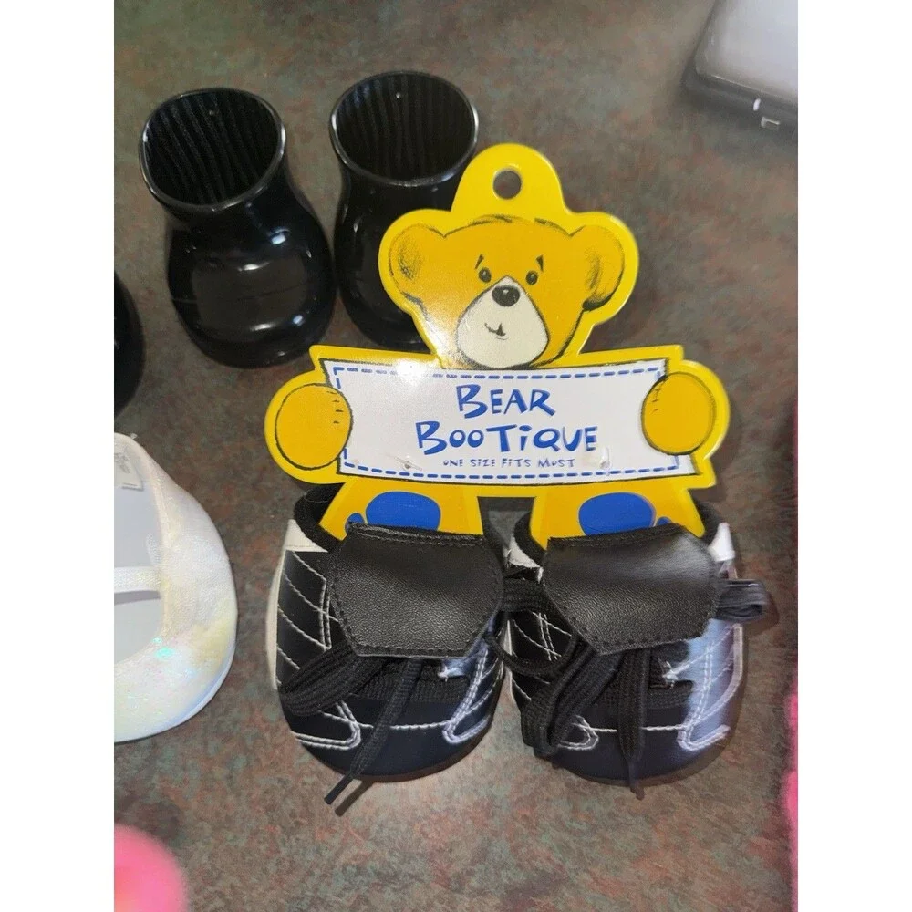 Build A Bear Show Accessorie Lot 6 Pairs Of Shoes And A Back Carry Your Bear